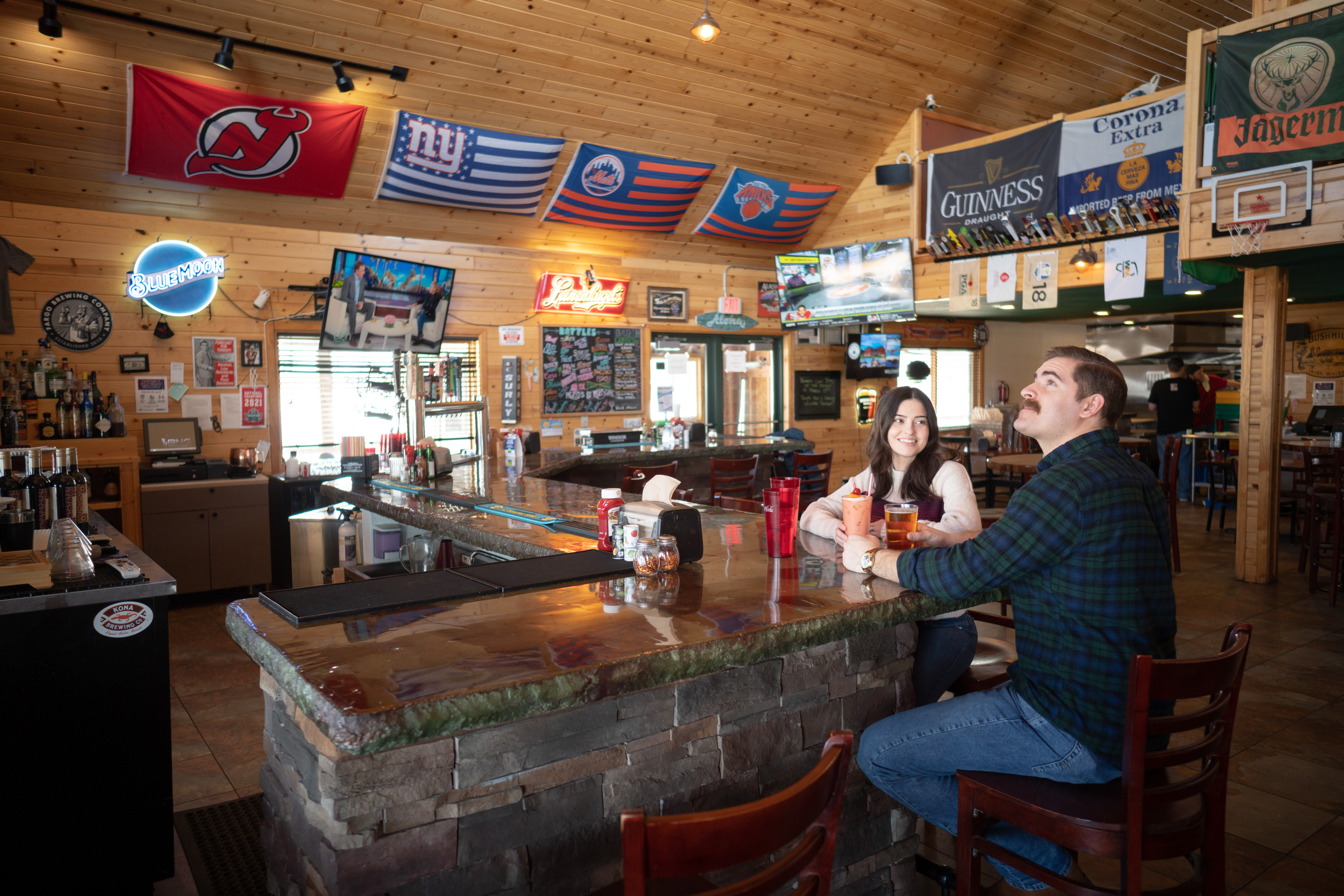 warroad-nomad-tavern-dining-8_Andrew Fisher